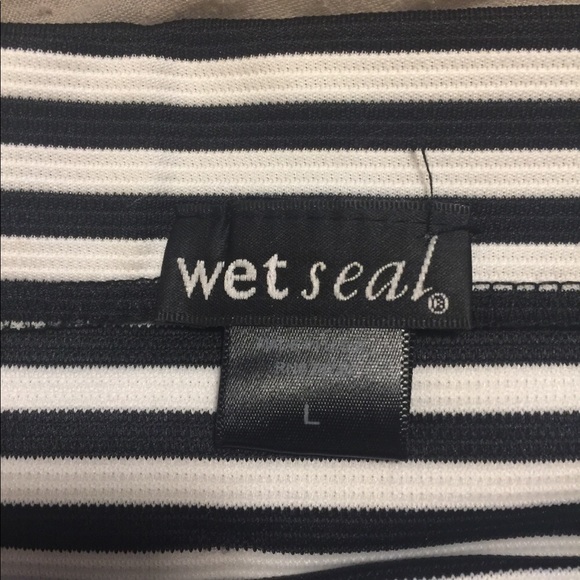 Wet Seal Skirt NWT - Picture 2 of 2